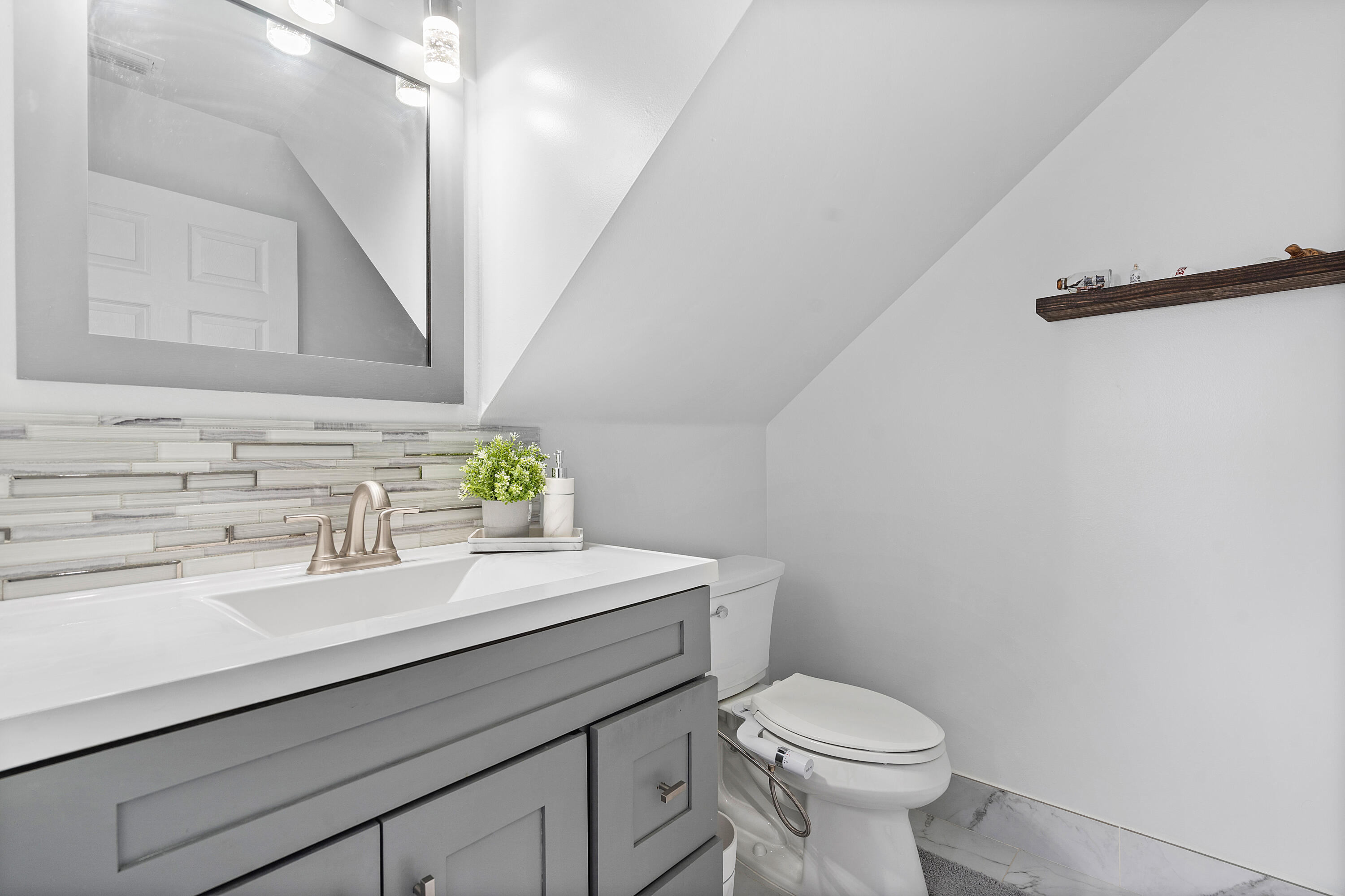 6583 Spring Garden Run Lake Worth, FL 33463 - Photo 8 of 29 1/2 Bath