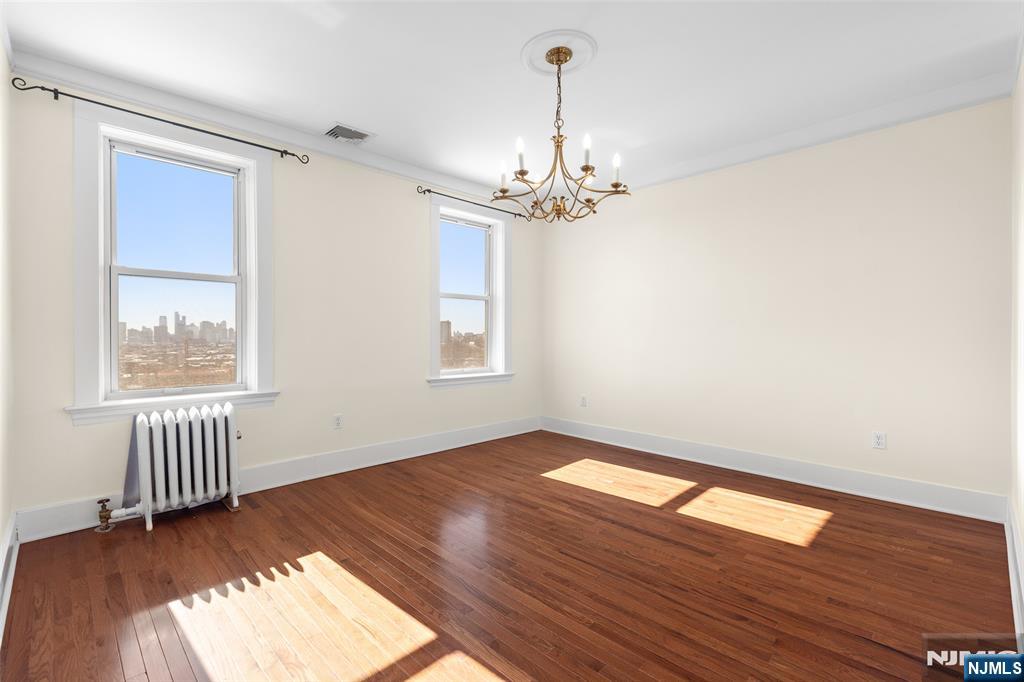 350 Mountain Road, Unit 2 Union City, NJ 07087 - Photo 4 of 11