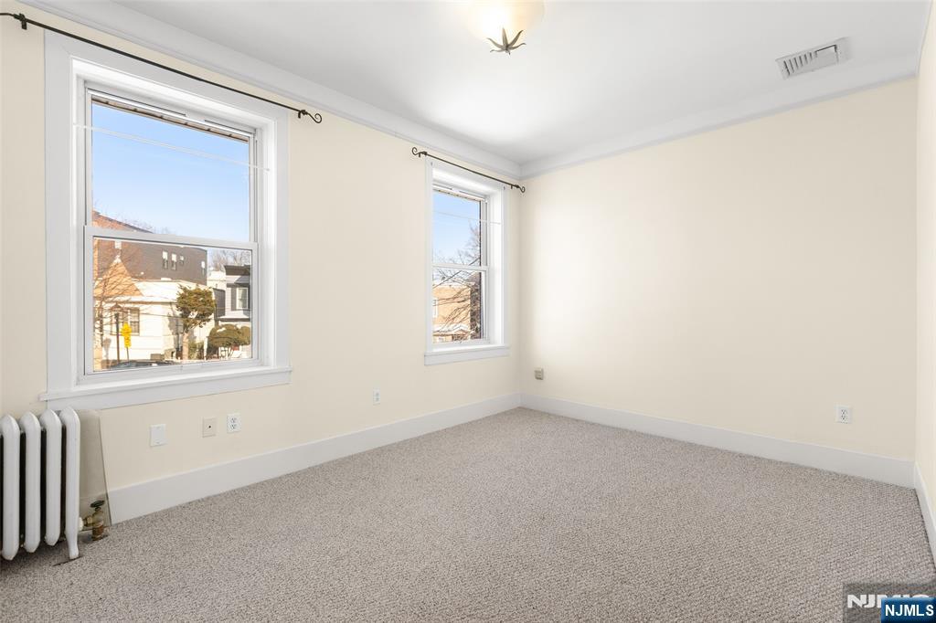 350 Mountain Road, Unit 2 Union City, NJ 07087 - Photo 6 of 11