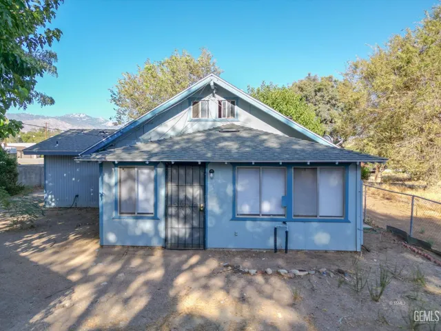 a backyard of a house