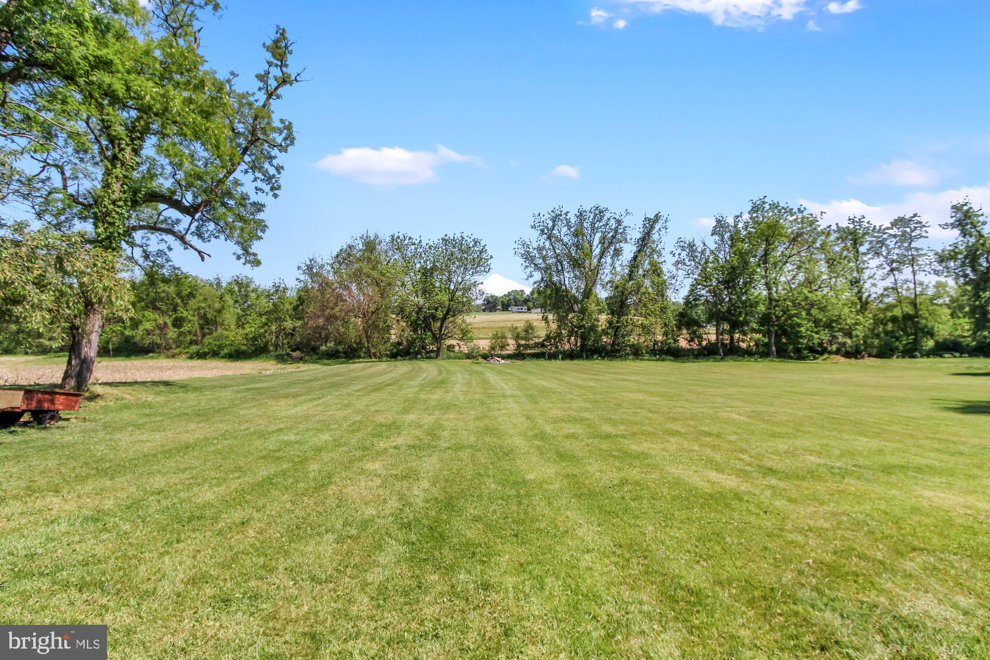 40 Dietz Road York, PA 17402 - Photo 24 of 28 Gallery Image 24