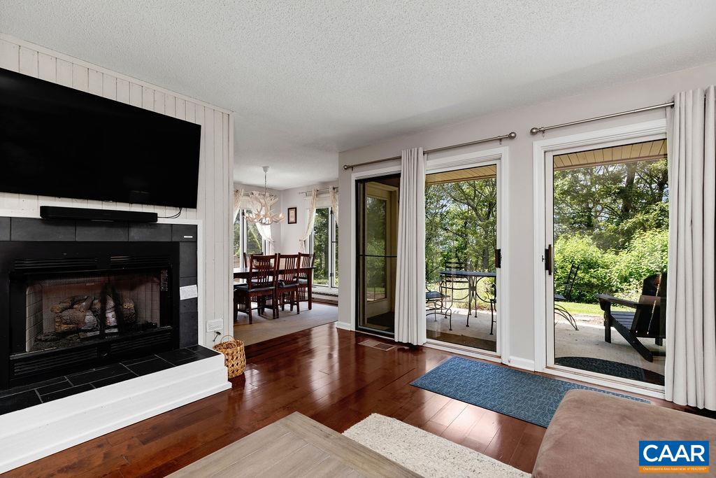 The living room, dining, kitchen and front part of the hallway were just freshly painted.