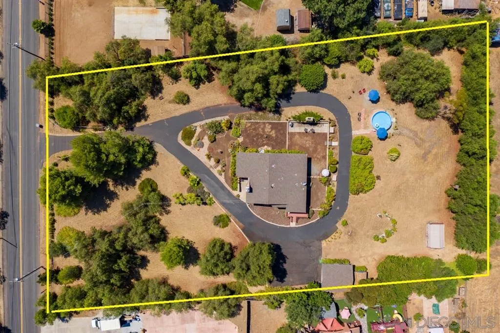 14124 Proctor Valley Road Jamul, CA 91935 - Photo 2 of 25 Gallery Image 2