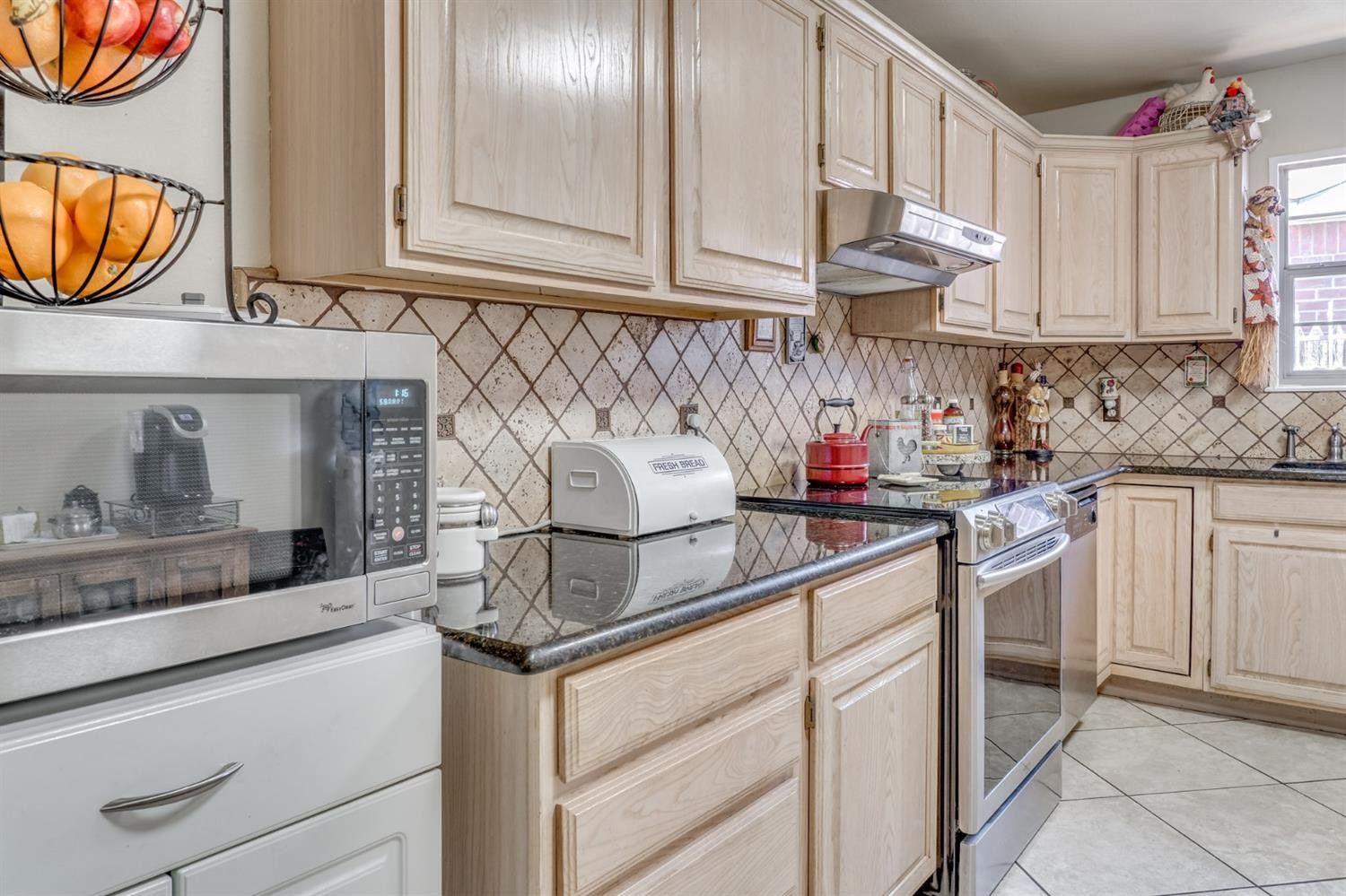 2415 93rd Street Lubbock, TX 79423 - Photo 14 of 36 Photo 14