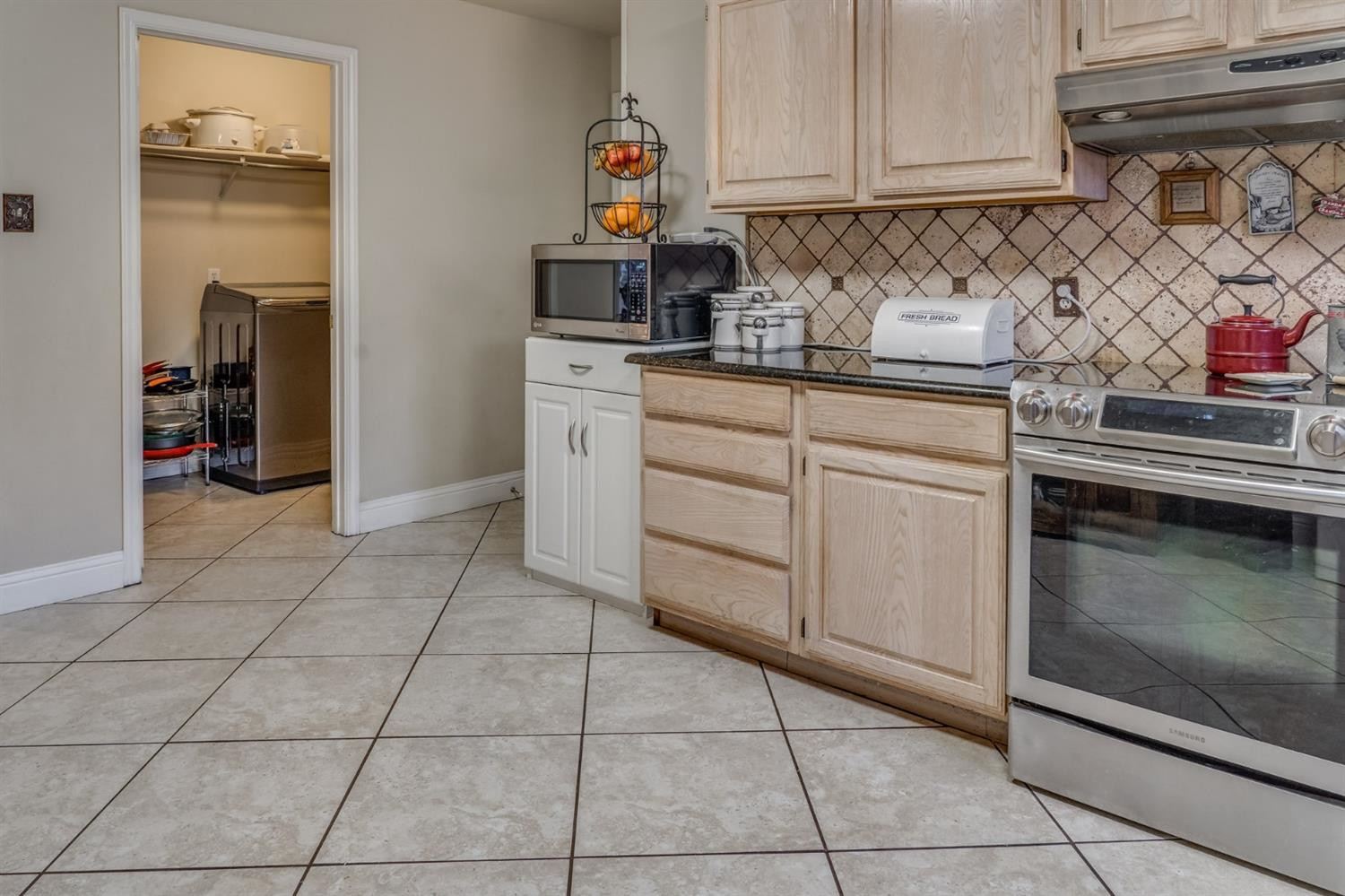 2415 93rd Street Lubbock, TX 79423 - Photo 16 of 36 Photo 16