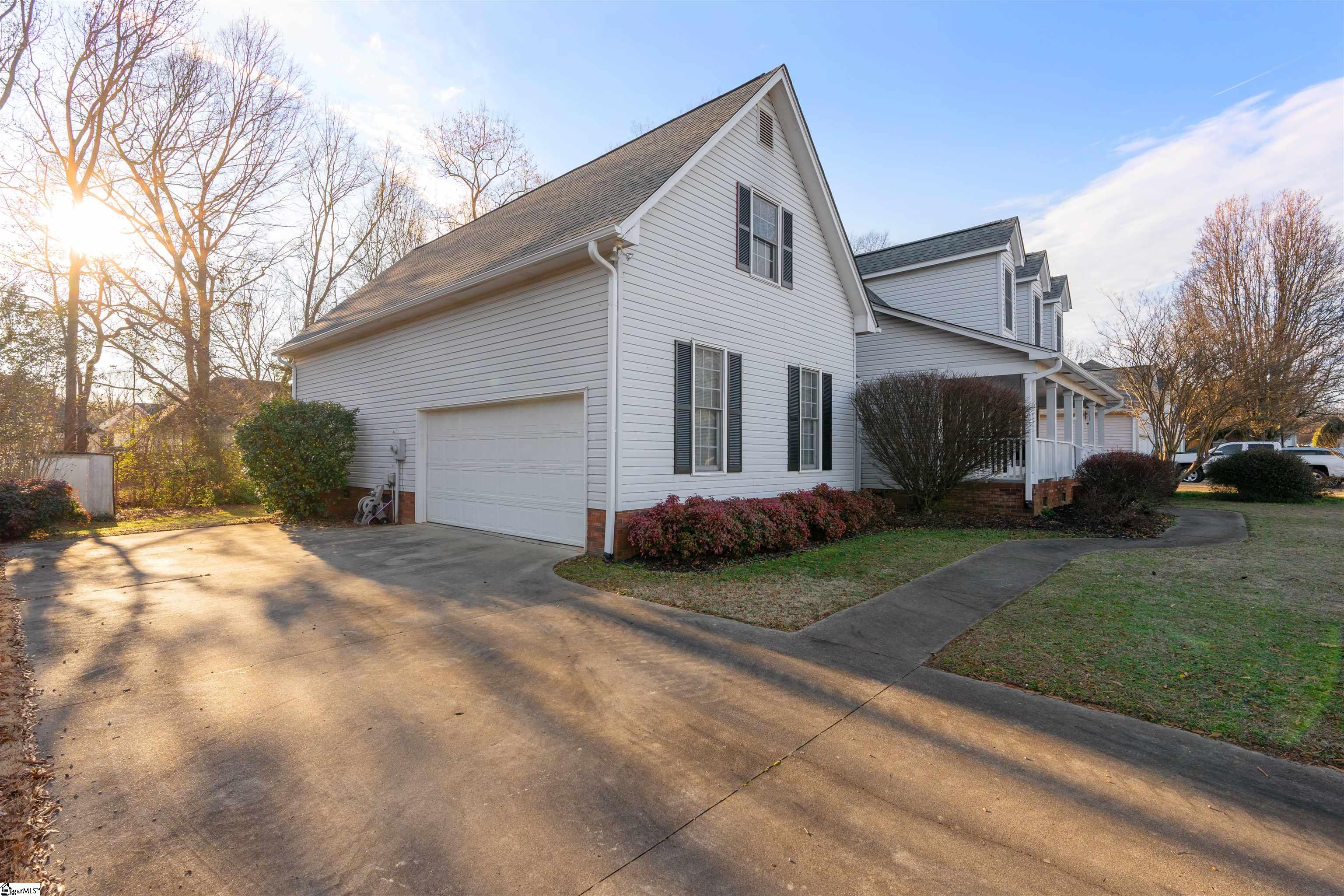 100 Trotters Ridge Lane Simpsonville, SC 29681 - Photo 29 of 33 Gallery Image 29