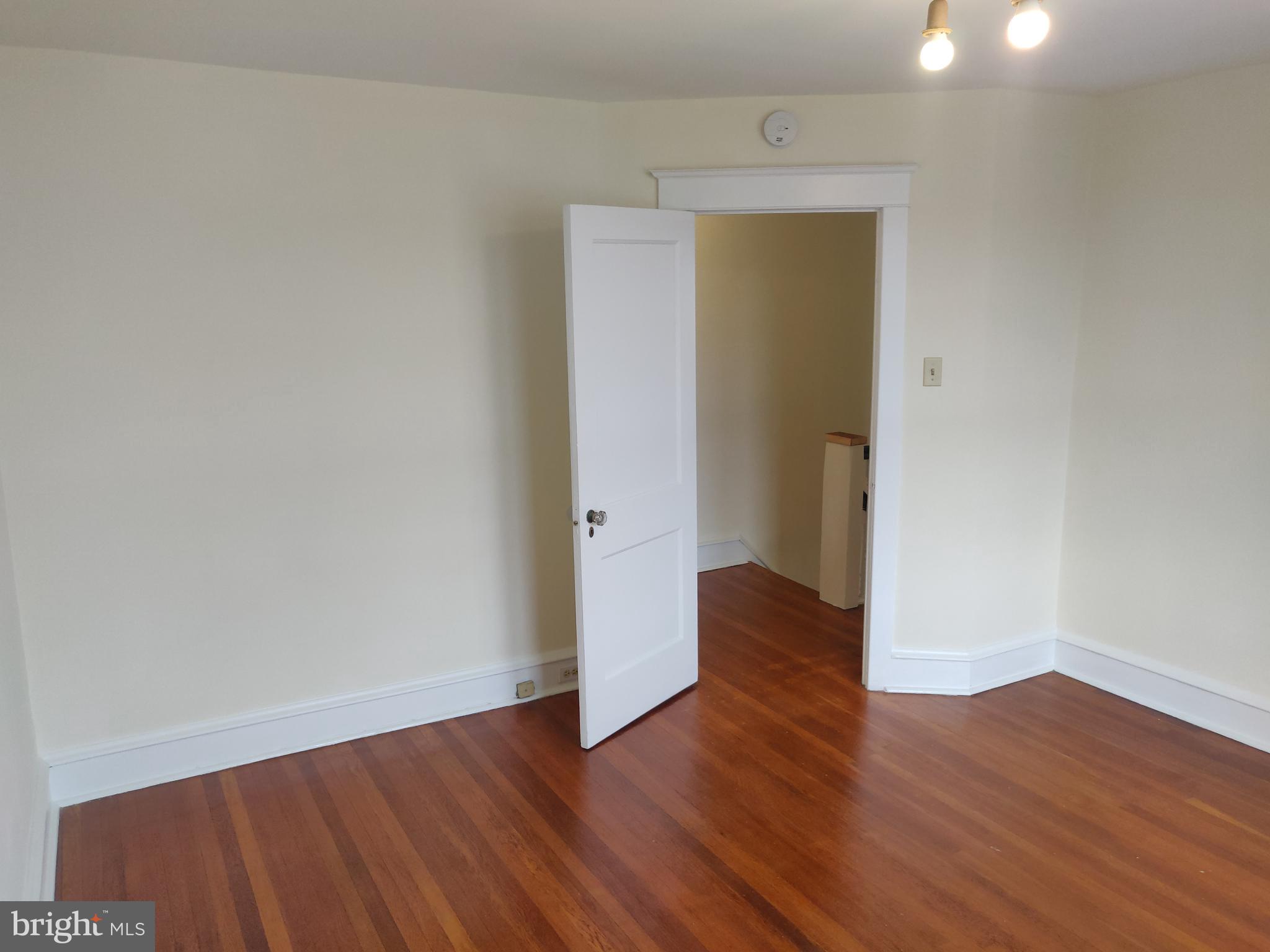 114 Heather Road Upper Darby, PA 19082 - Photo 18 of 34 Bedroom 1