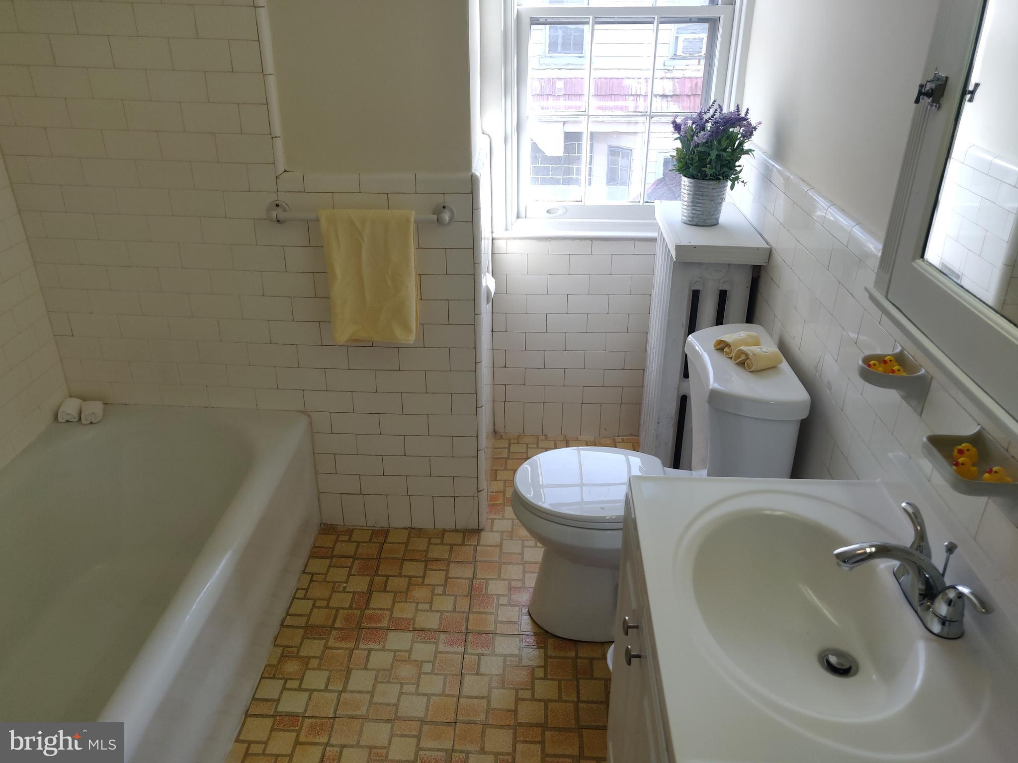 114 Heather Road Upper Darby, PA 19082 - Photo 22 of 34 Main Bathroom