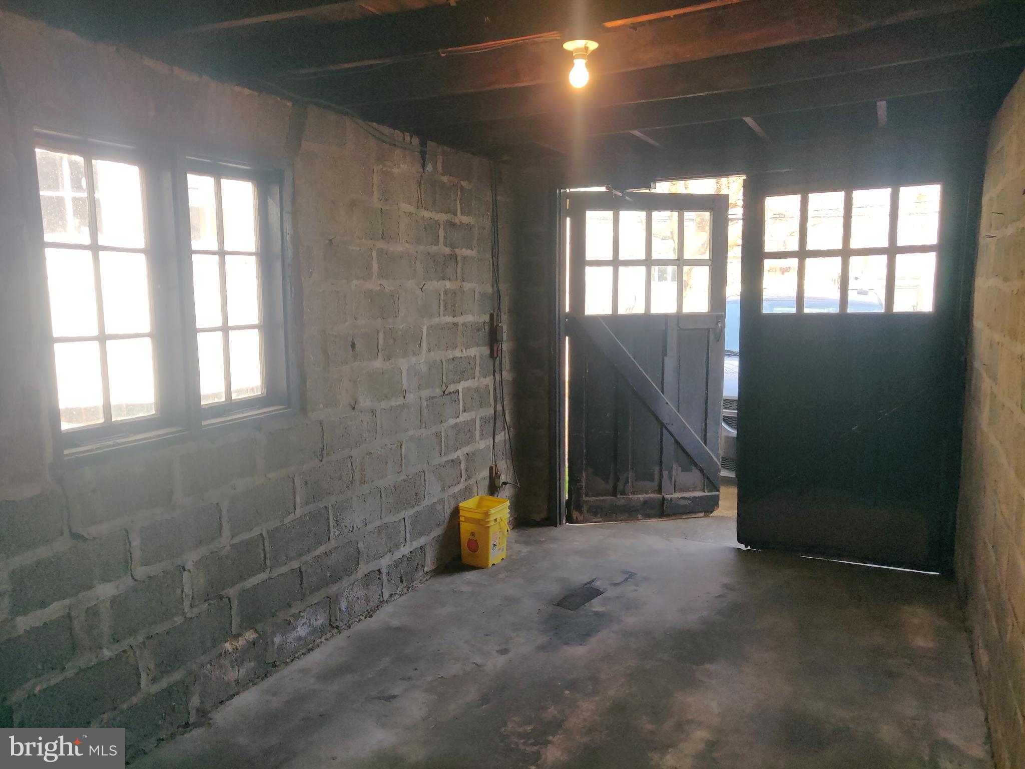 114 Heather Road Upper Darby, PA 19082 - Photo 34 of 34 Interior 1 Car Garage