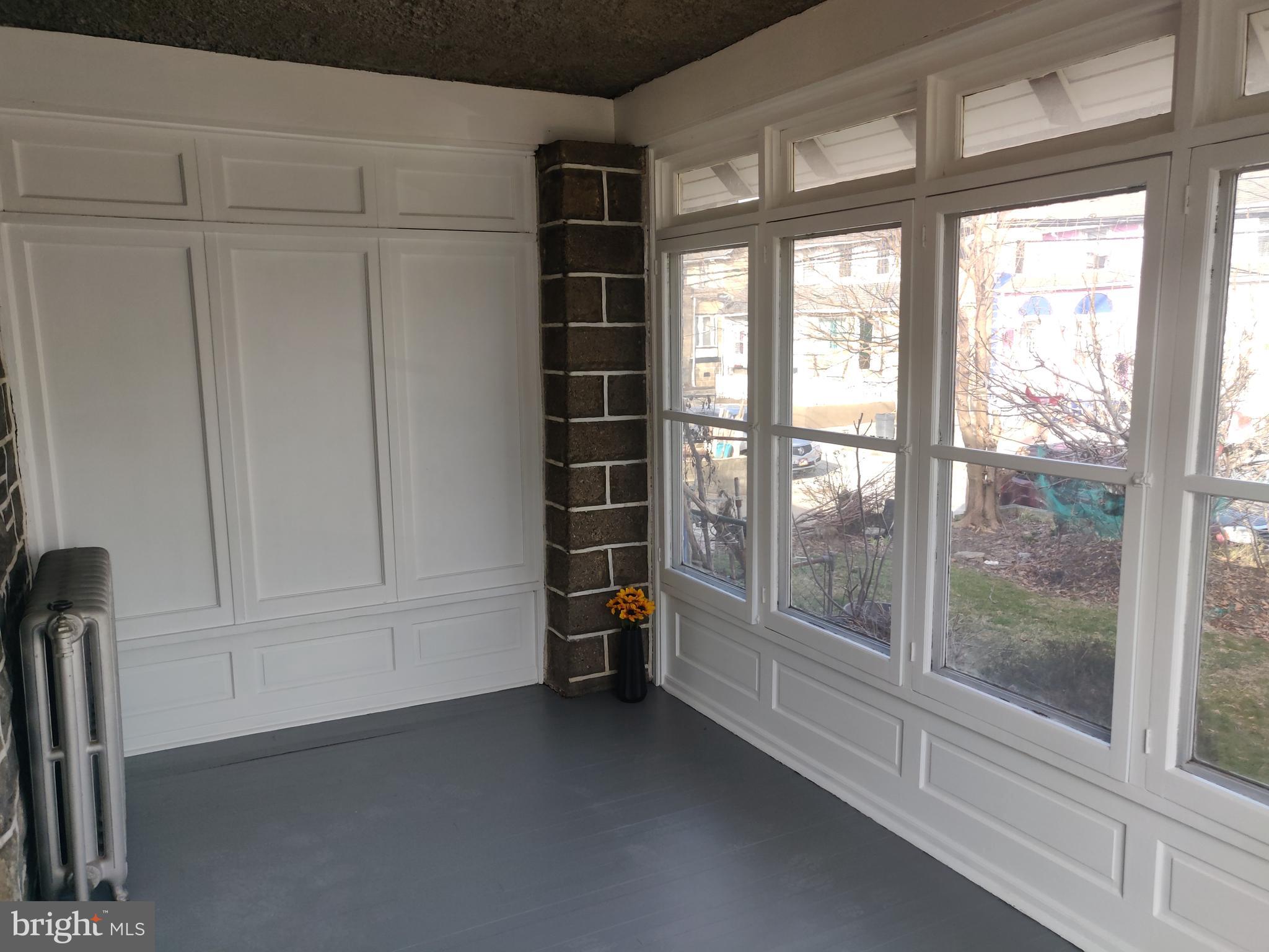 114 Heather Road Upper Darby, PA 19082 - Photo 5 of 34 4 Season Front Porch