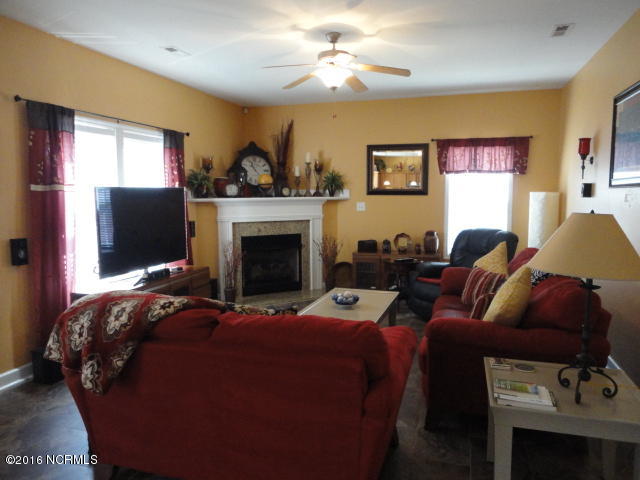 211 Rudolph Lane Hubert, NC 28539 - Photo 7 of 29 DSC00009