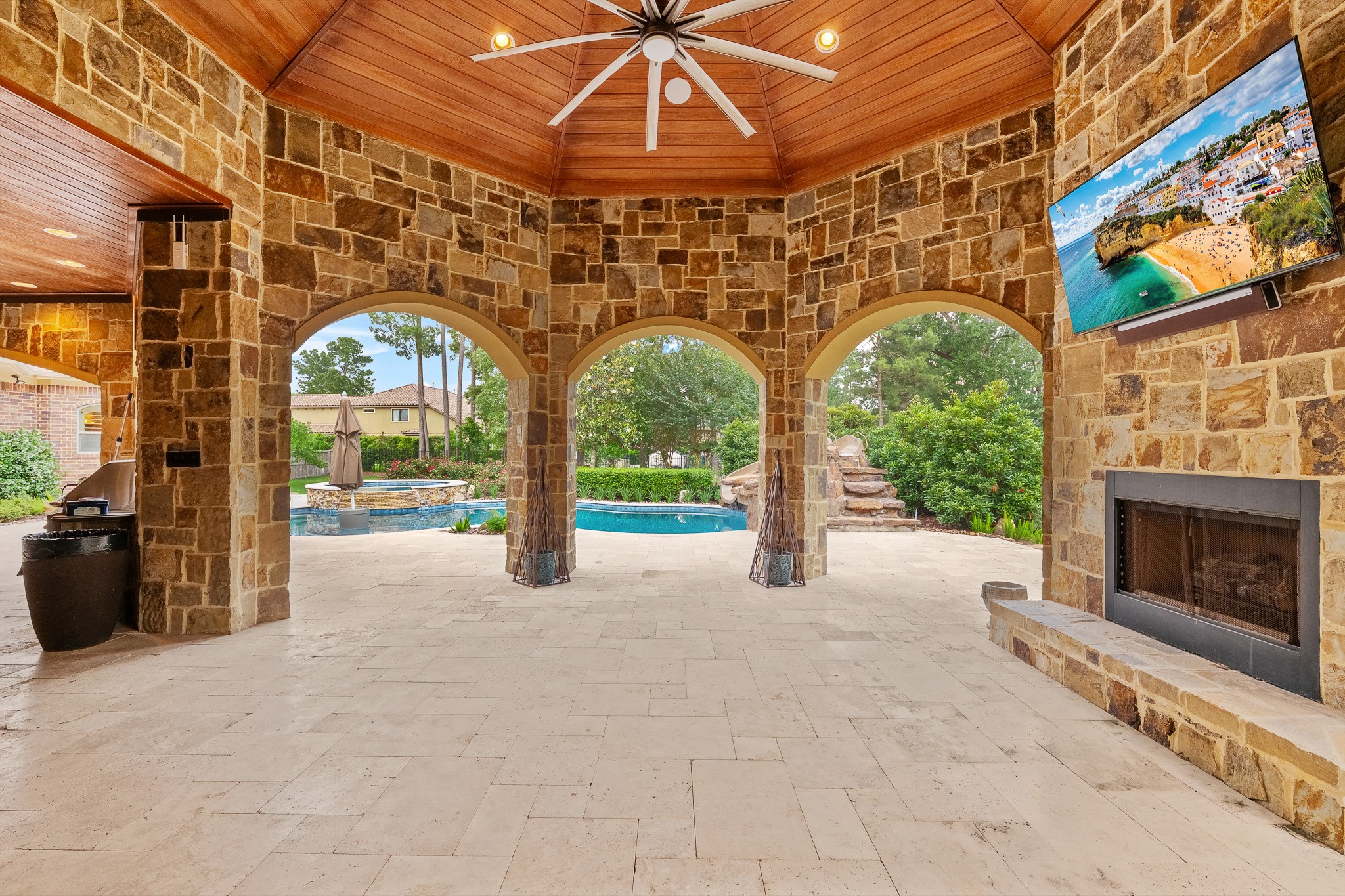 28002 Whispering Maple Way Spring, TX 77386 - Photo 14 of 48 Gallery Image 14