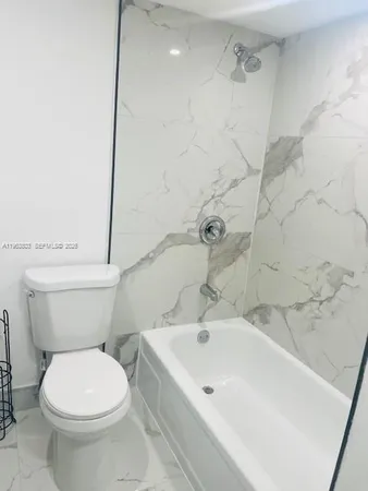 $1,800 | 5860 Northwest 44th Street, Unit 105, Lauderhill, FL 33319