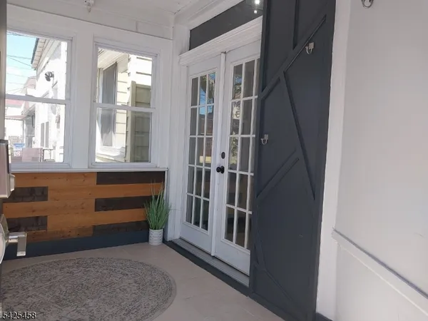 $2,975 | 4402 Liberty Avenue, Unit 2, North Bergen, NJ 07047