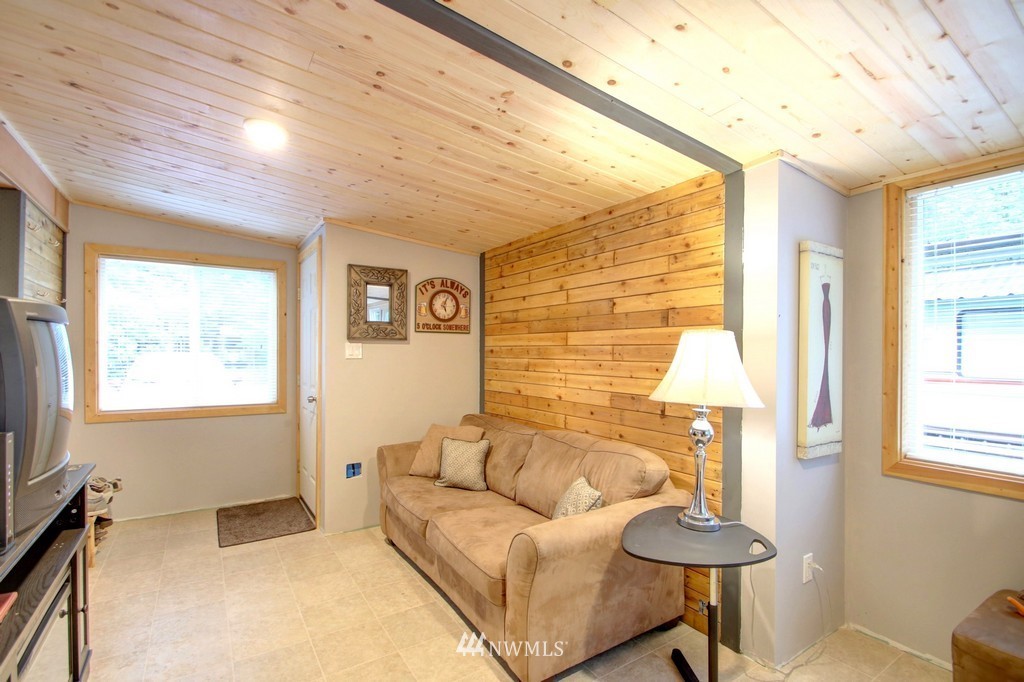 133-6 Riverside Drive Deming, WA 98244 - Photo 8 of 25 Gallery Image 8