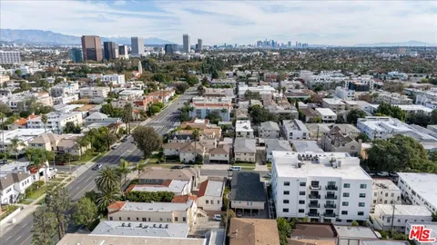$1,995,000 | 1017 South Shenandoah Street, Los Angeles, CA 90035