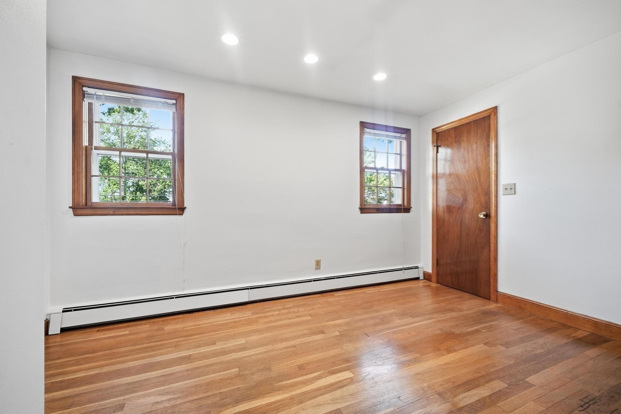 32 Dividence Road Reading, MA 01867 - Photo 29 of 42 Gallery Image 29