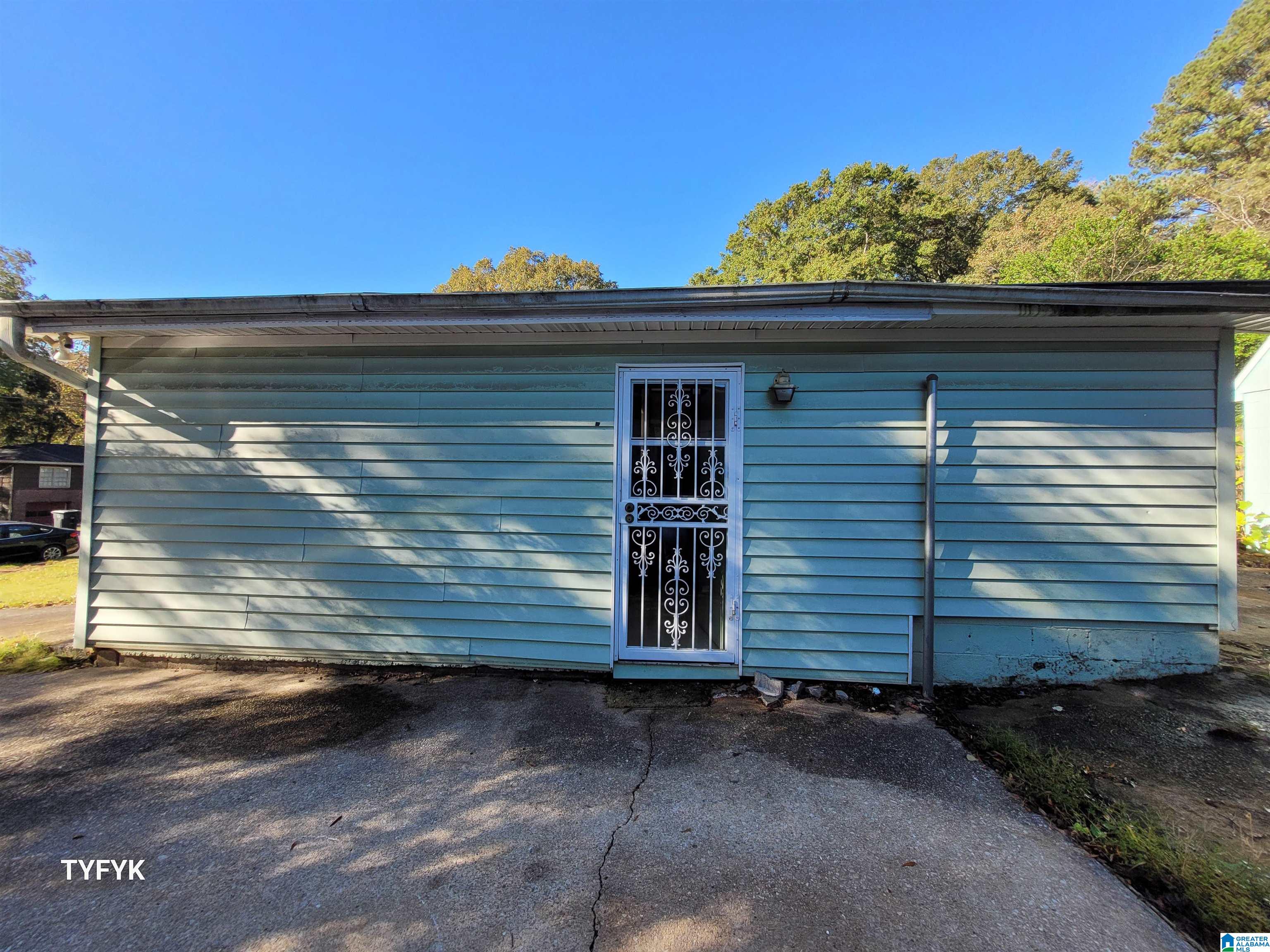 536 Camellia Road Birmingham, AL 35215 - Photo 24 of 32