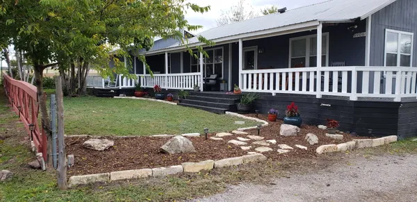 $789,900 | 8906 Cele Road, Manor, TX 78653