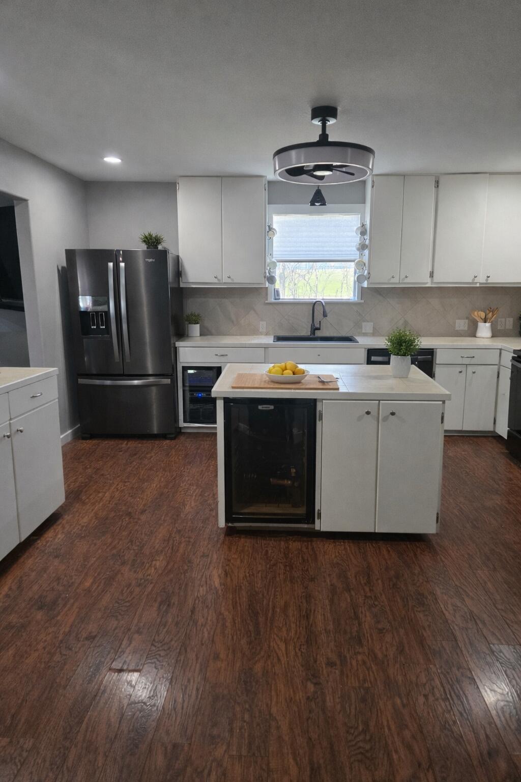 8906 Cele Road Manor, TX 78653 - Photo 5 of 15