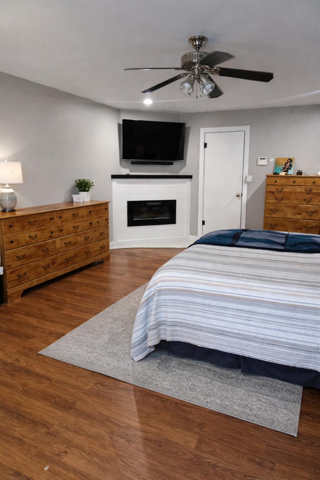 8906 Cele Road Manor, TX 78653 - Photo 9 of 15