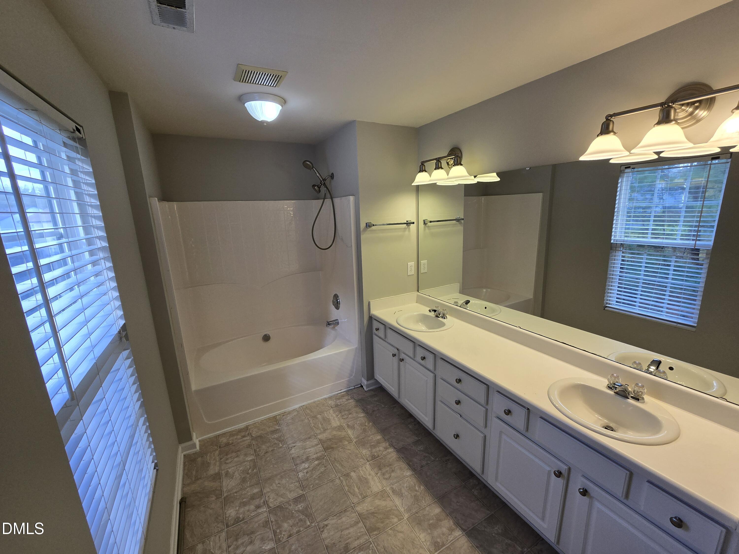 5030 Reservoir Road Raleigh, NC 27610 - Photo 27 of 31 20251030_145957