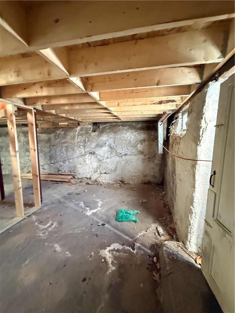 149 Front Street Lincoln, RI 02865 - Photo 23 of 42