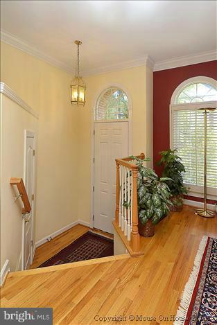 152 Rees Place Falls Church, VA 22046 - Photo 18 of 20 Interior (General)
