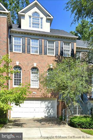 152 Rees Place Falls Church, VA 22046 - Photo 20 of 20 Exterior (Front)