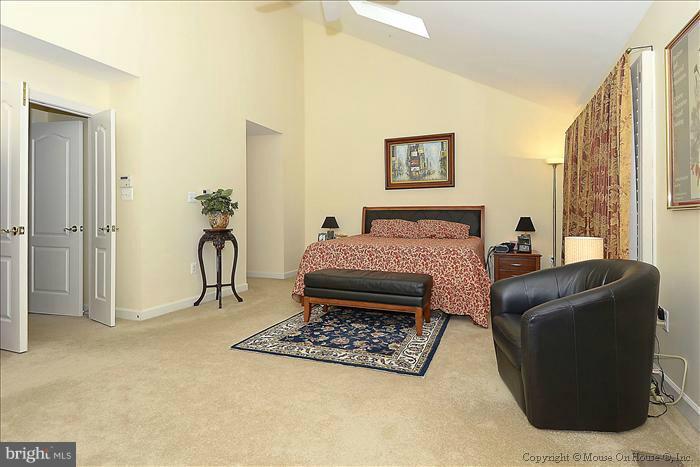 152 Rees Place Falls Church, VA 22046 - Photo 6 of 20 Bedroom (Master)