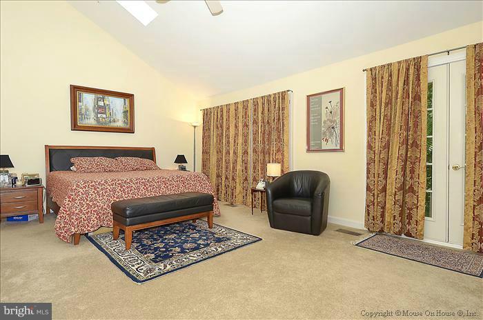 152 Rees Place Falls Church, VA 22046 - Photo 9 of 20 Bedroom (Master)