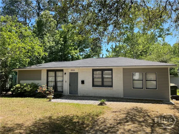 $2,300 | 2033 East 41st Street, Savannah, GA 31404