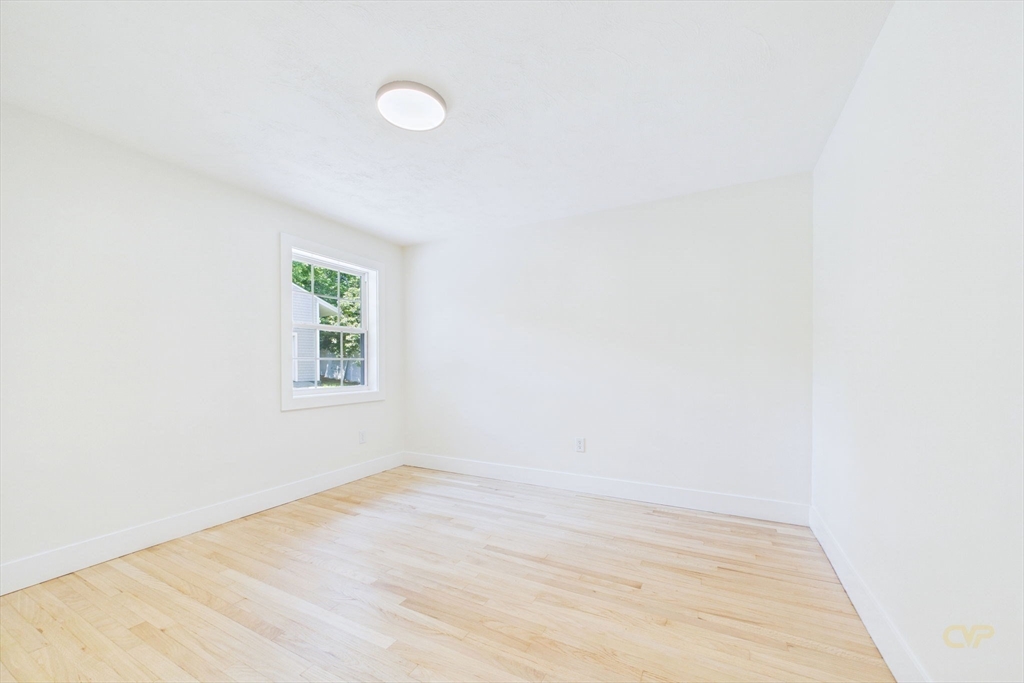 24 David Road Westport, MA 02790 - Photo 18 of 39
