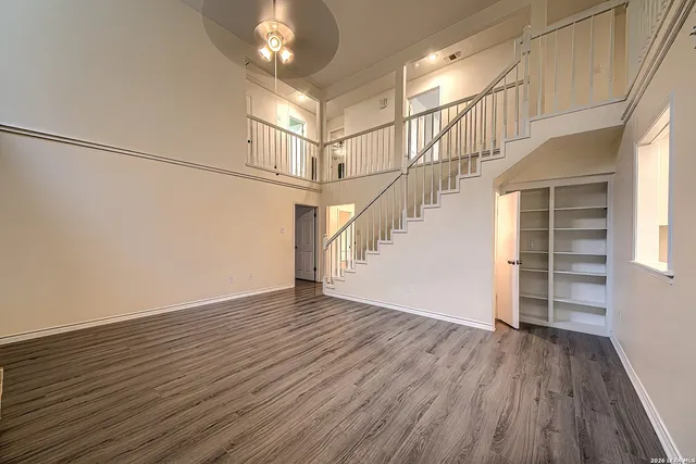 $2,700 | 8931 Shady Leaf, San Antonio, TX 78254