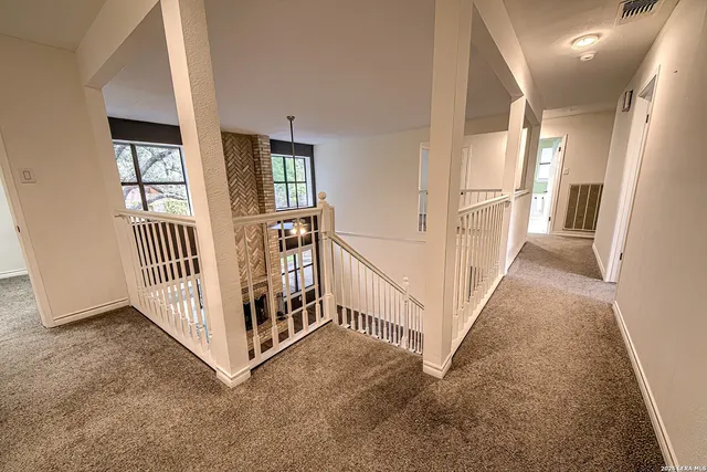 $2,700 | 8931 Shady Leaf, San Antonio, TX 78254