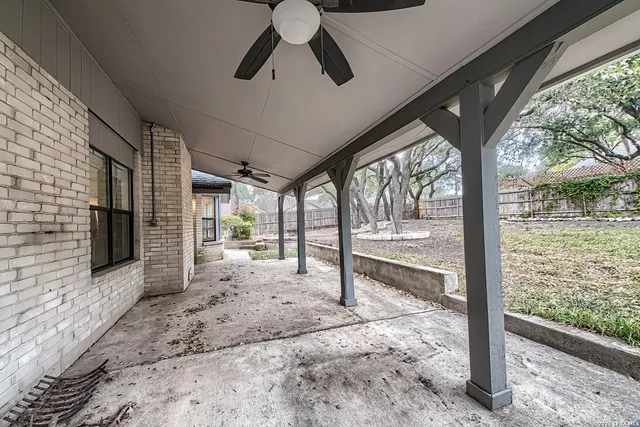 $2,700 | 8931 Shady Leaf, San Antonio, TX 78254