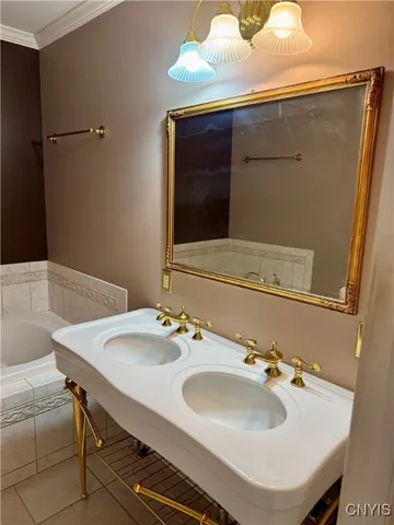 $450,000 | 34 University Avenue, Hamilton, NY 13346