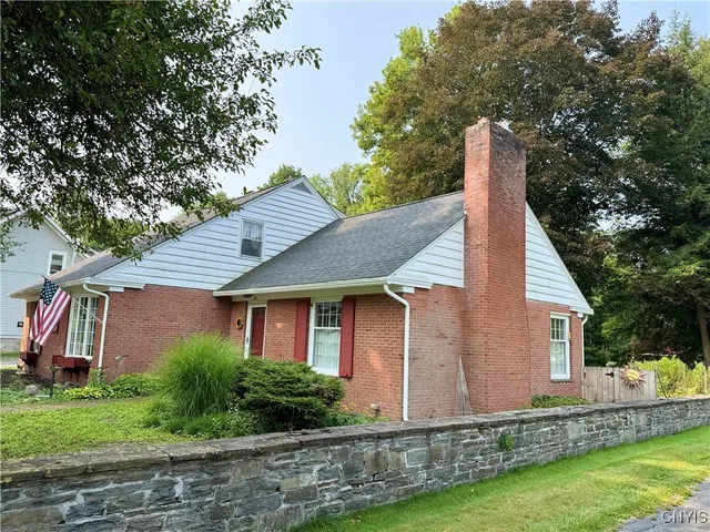 $450,000 | 34 University Avenue, Hamilton, NY 13346