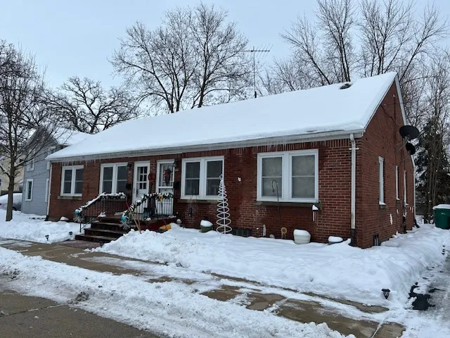 $1,100 | 311 Canal Street, Wilmington, IL 60481
