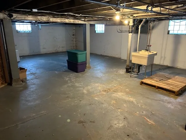 $1,100 | 311 Canal Street, Wilmington, IL 60481