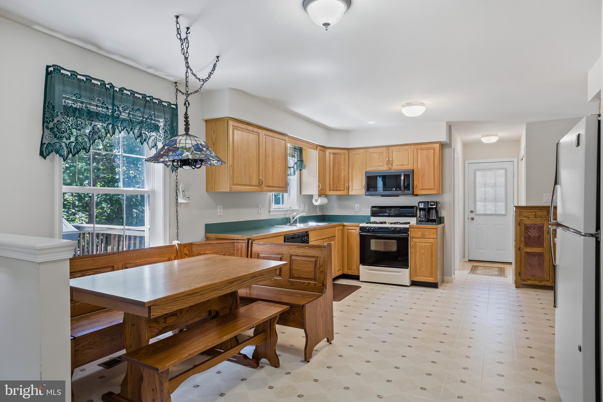 912 Magnolia Road Southampton, NJ 08088 - Photo 16 of 53