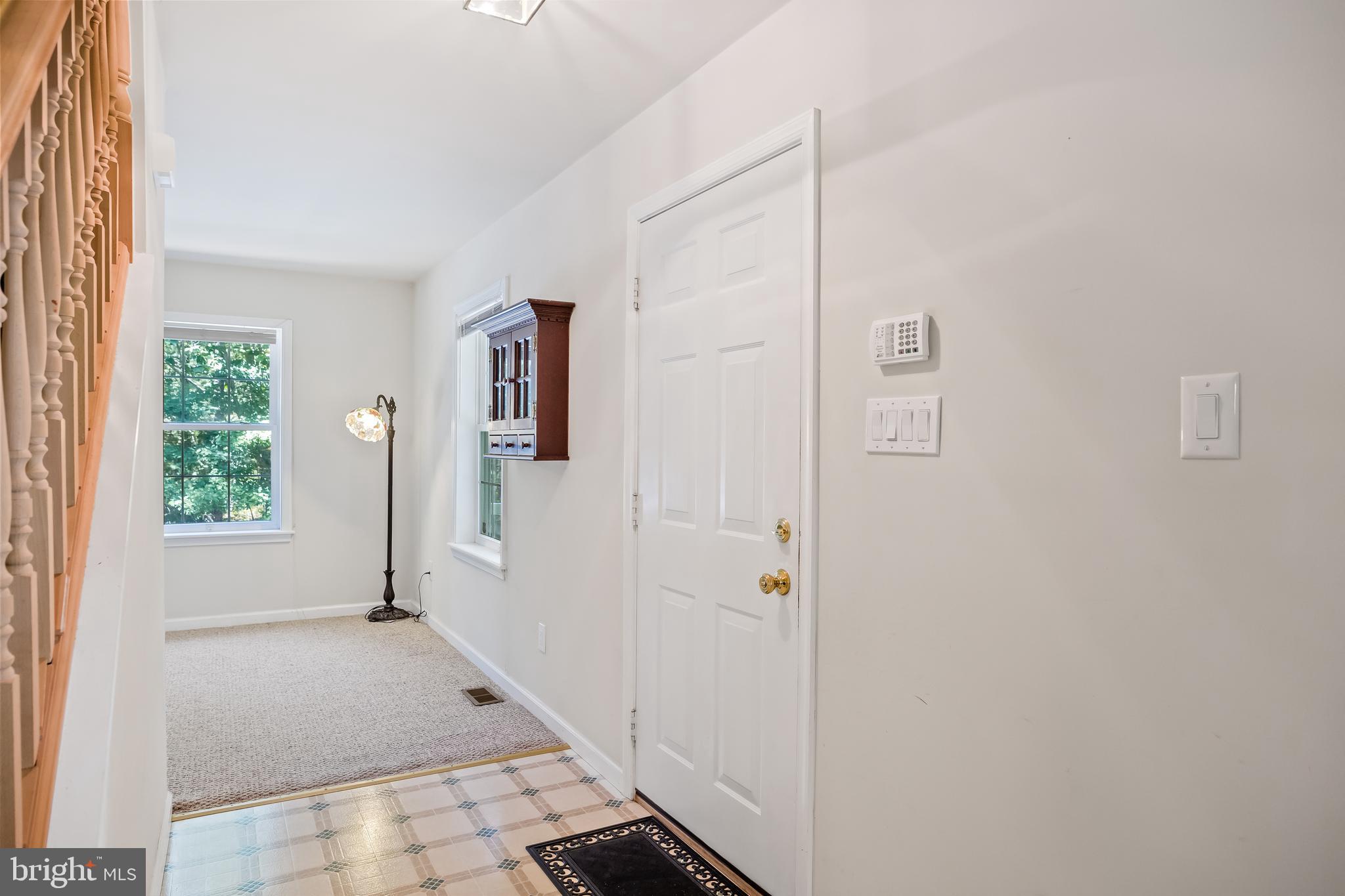 912 Magnolia Road Southampton, NJ 08088 - Photo 5 of 53