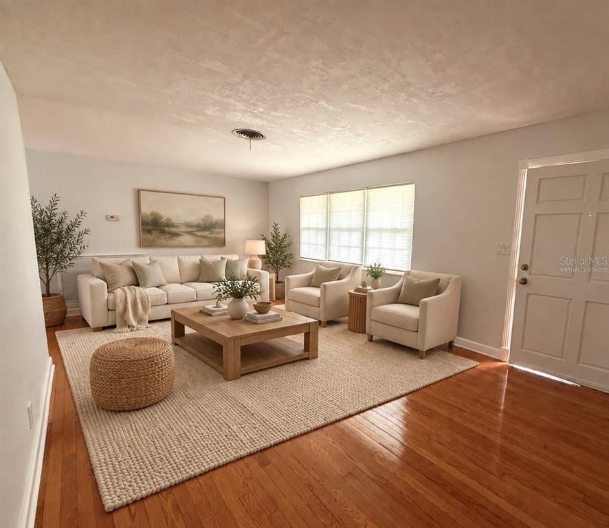 1163 Fay Avenue Largo, FL 33771 - Photo 2 of 16 Gallery Image 2
