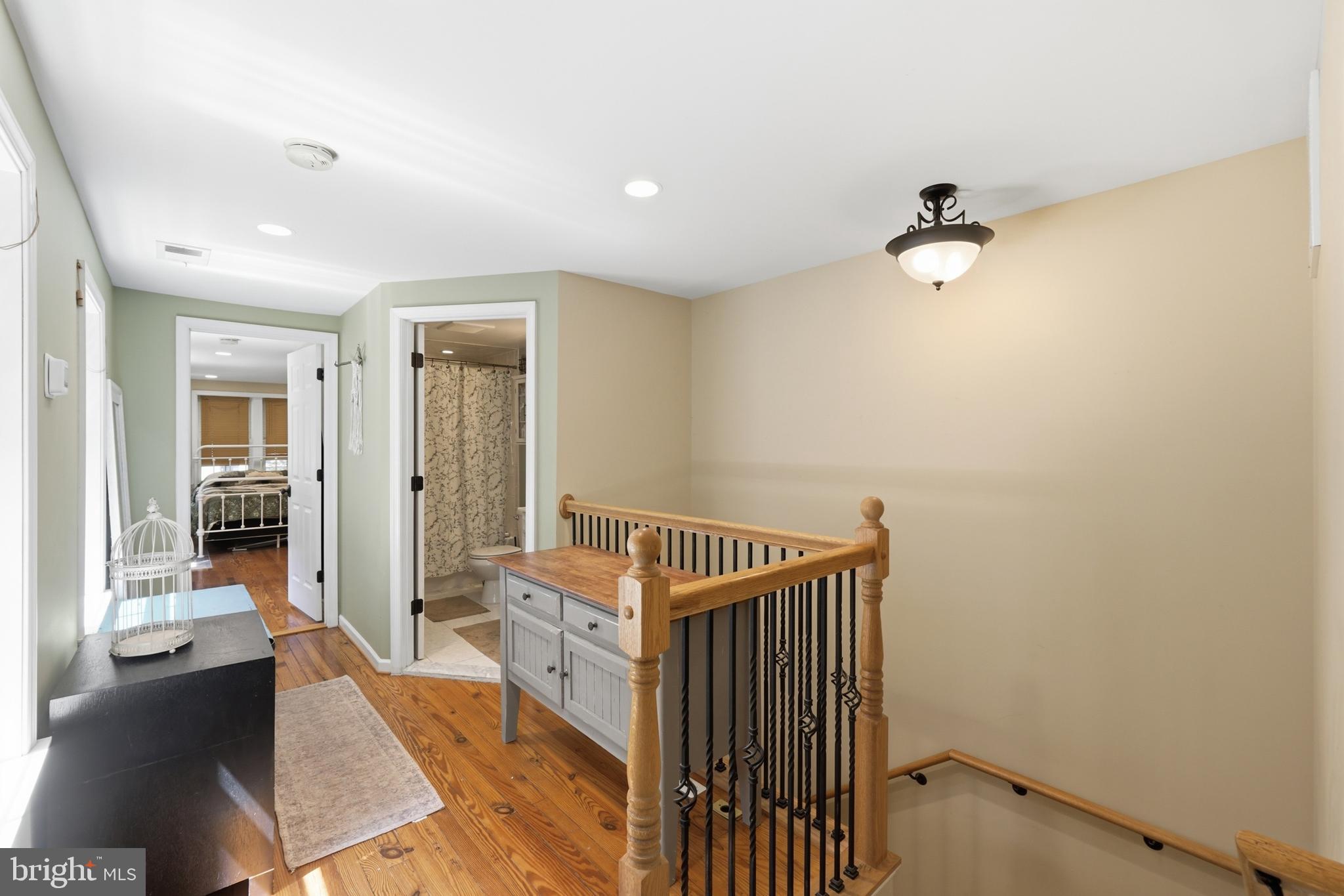 225 Center Street Frederick, MD 21701 - Photo 18 of 23 Top of stairs