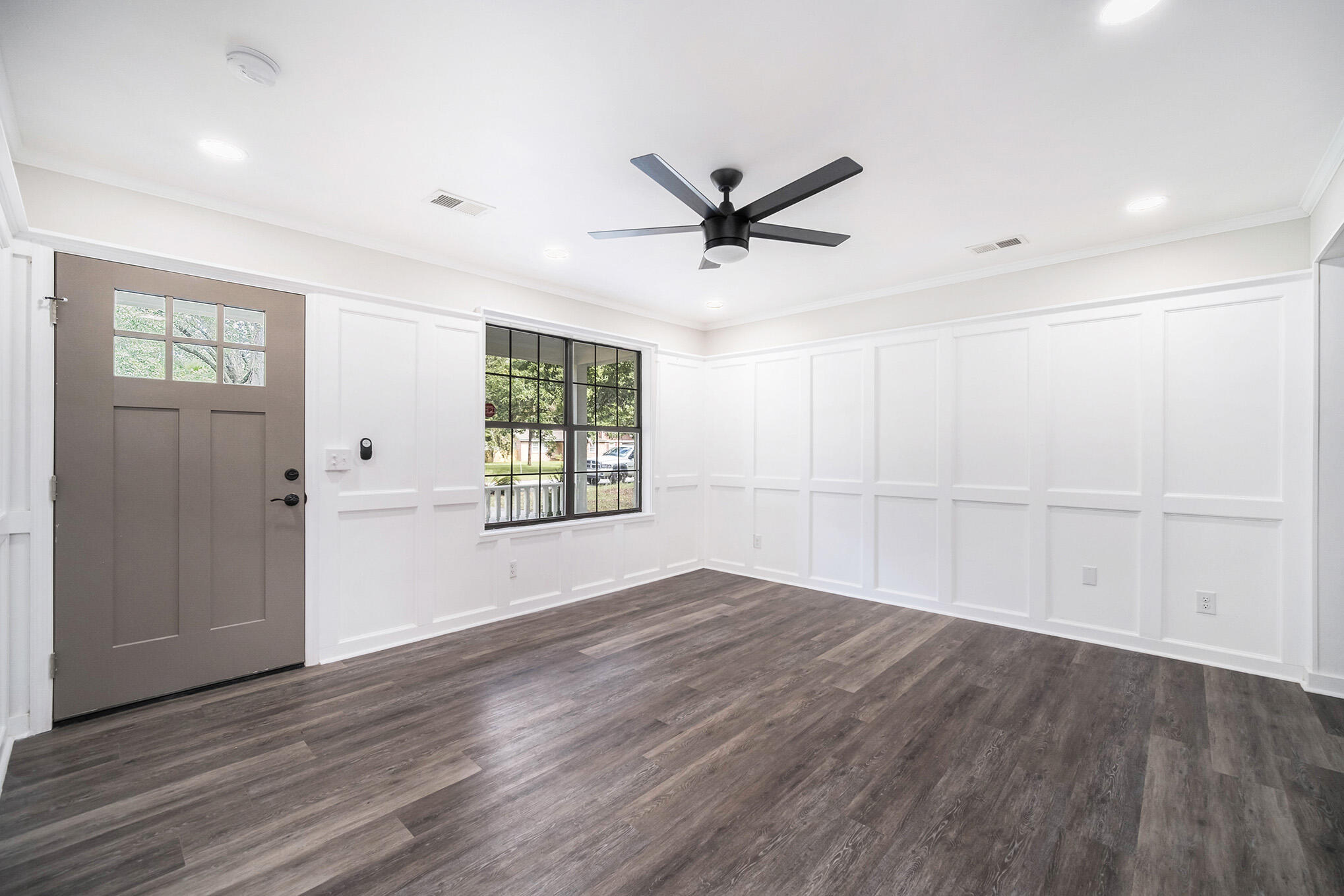 1139 Wyndham Road Charleston, SC 29412 - Photo 9 of 28 front door
