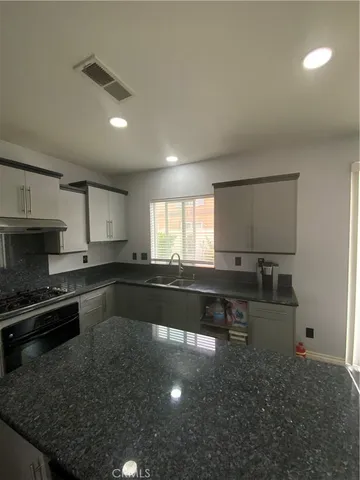 $560,000 | 914 Sparrow Way, Perris, CA 92571