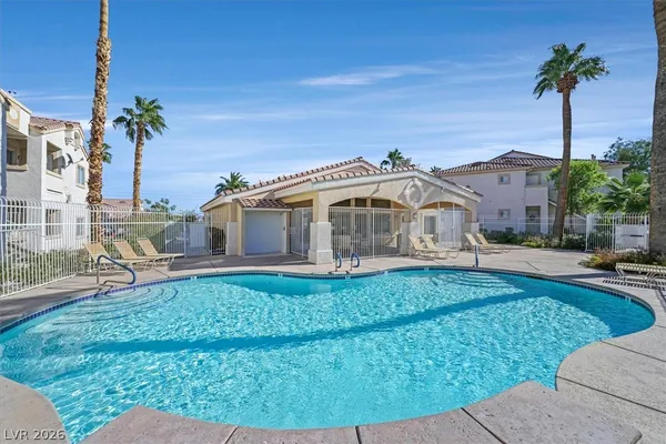 $254,999 | 855 North Stephanie Street, Unit 2624, Henderson, NV 89014