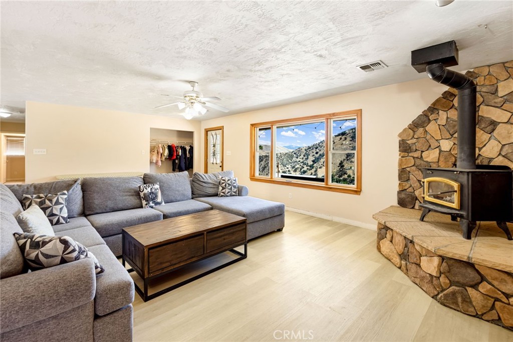 1175 Rudnick Court Frazier Park, CA 93225 - Photo 6 of 39 Gallery Image 6