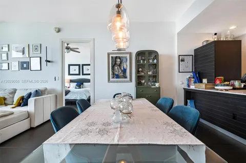 $875,000 | 200 Biscayne Blvd Way, Unit 4812, Miami, FL 33131