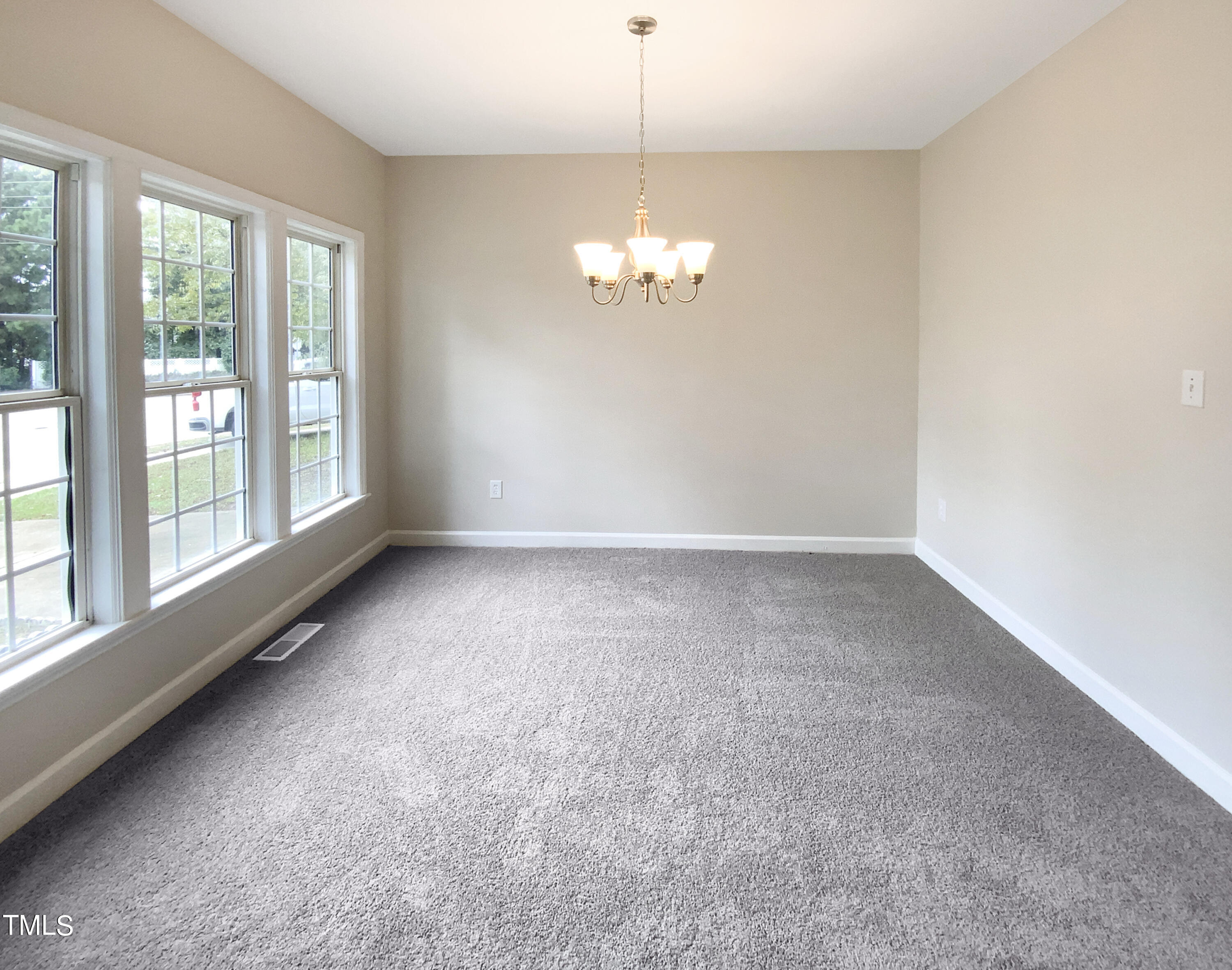5401 Neuse View Drive Raleigh, NC 27610 - Photo 12 of 24 listing_11
